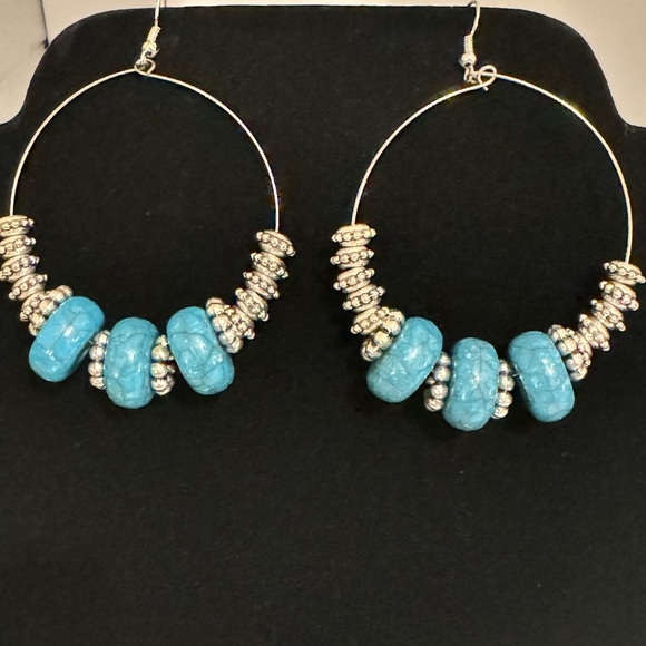 🦋 HANDMADE🦋 TURQUOISE EARRINGS - Picture 3 of 6